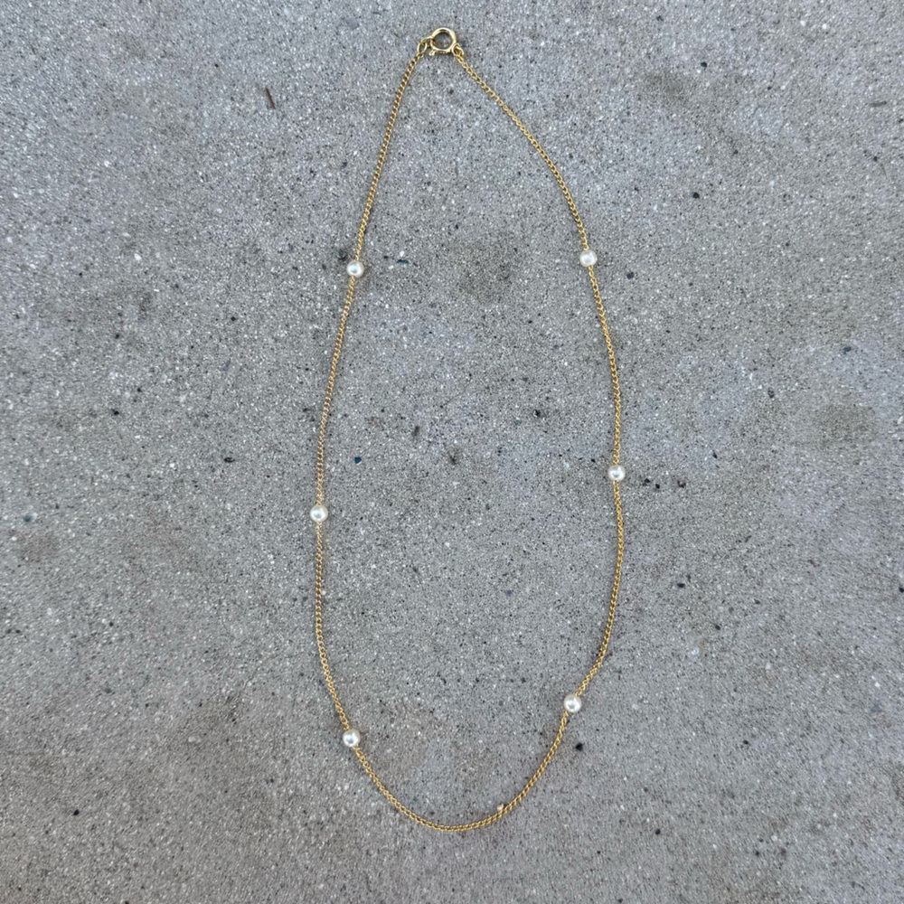 Bundle 3 for 50% off 1970s Deadstock Gold Tone Chain & Faux Pearl 16" Necklace